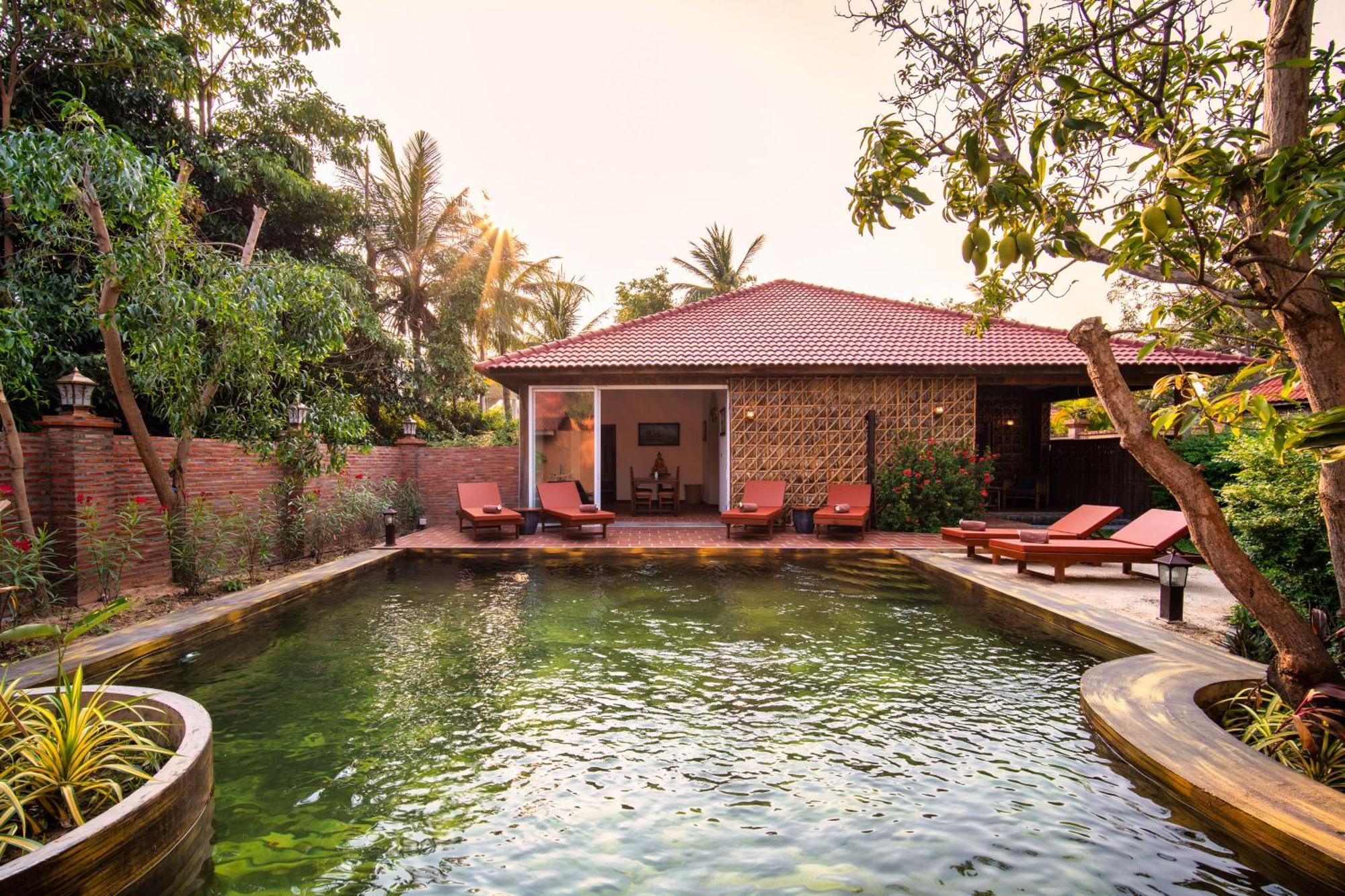 Authentic Khmer Village Resort Сиемрип Экстерьер фото